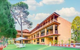 Summit Jungle Resort